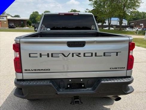Used 2025 Chevrolet Silverado 2500 Custom w/ Custom Convenience Package AWD/4WD image 5