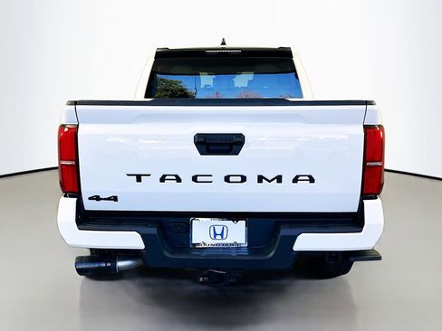 Used 2025 Toyota Tacoma SR5 image 6