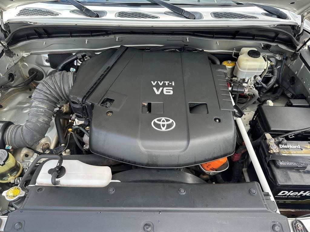 Used 2007 Toyota FJ Cruiser 2WD w/ Convenience Pkg image 29