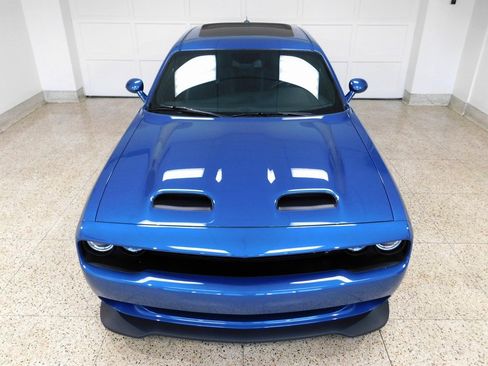 Used 2020 Dodge Challenger SRT Hellcat w/ Plus Package image 18