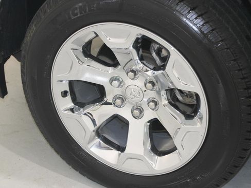 Used 2021 RAM 1500 Big Horn image 25