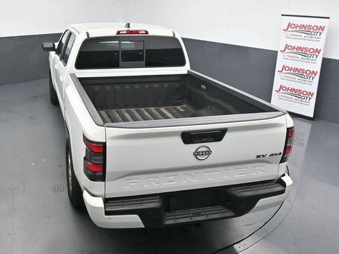 Used 2022 Nissan Frontier SV w/ Technology Package AWD/4WD image 15