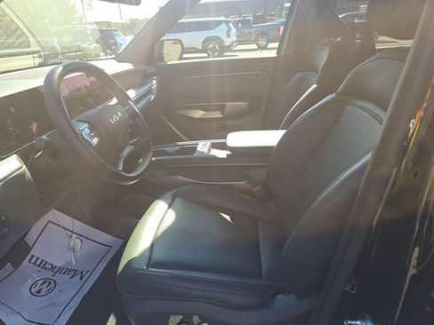 Used 2025 Jeep Compass Limited AWD/4WD image 4