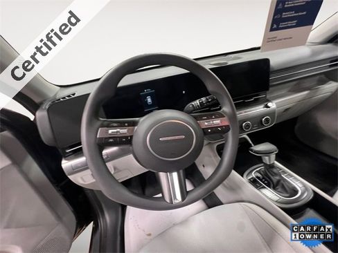 Certified 2025 Hyundai Kona SE image 12