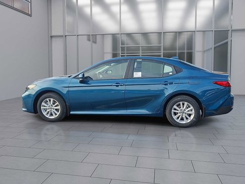 New 2026 Toyota Camry LE image 2