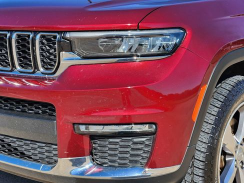 Used 2021 Jeep Grand Cherokee L Limited image 10