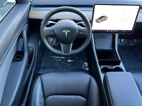 Used 2019 Tesla Model 3 Long Range image 14