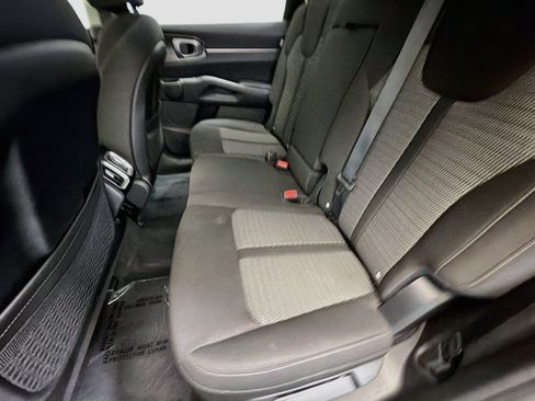 Used 2025 Kia Sorento LX FWD image 13
