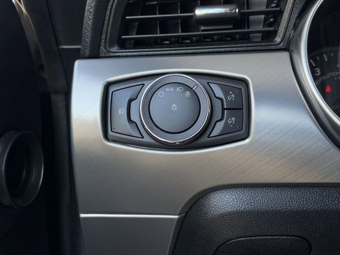 Used 2018 Ford Mustang GT Premium image 24