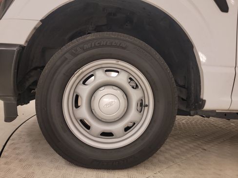 Used 2023 Ford F150 XL image 9