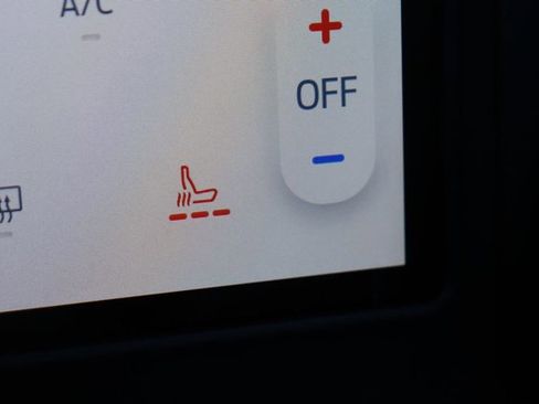 Used 2023 Ford Edge SEL image 17