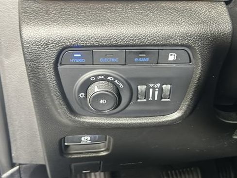 Used 2024 Jeep Grand Cherokee Limited 4xe AWD/4WD image 19