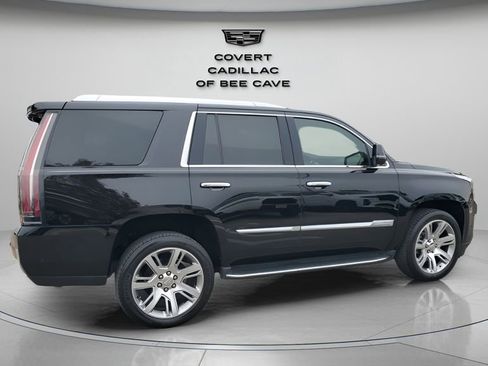 Used 2017 Cadillac Escalade Luxury image 10