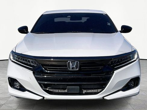Used 2022 Honda Accord Sport image 3