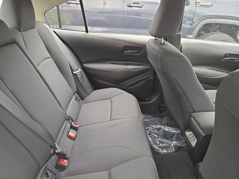 Used 2024 Toyota Corolla LE FWD image 12