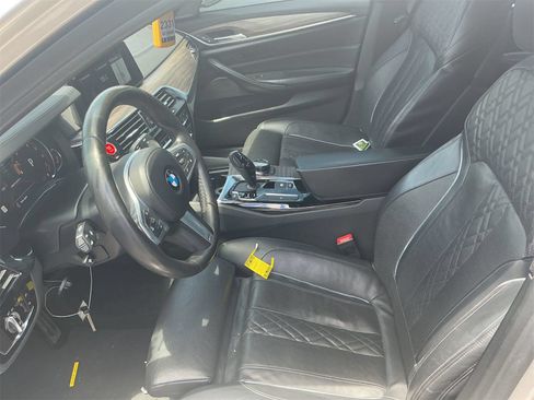 Used 2018 BMW M550i xDrive w/ Dynamic Handling Package AWD/4WD image 3
