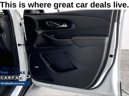 Used 2023 Chevrolet Traverse RS AWD/4WD image 24