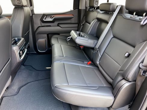 Used 2026 GMC Sierra 1500 Denali AWD/4WD image 25