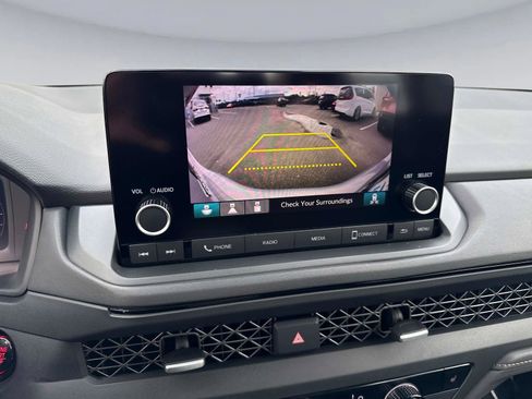 Certified 2023 Honda Accord EX image 24