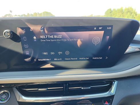 New 2026 Buick Envista Avenir image 13