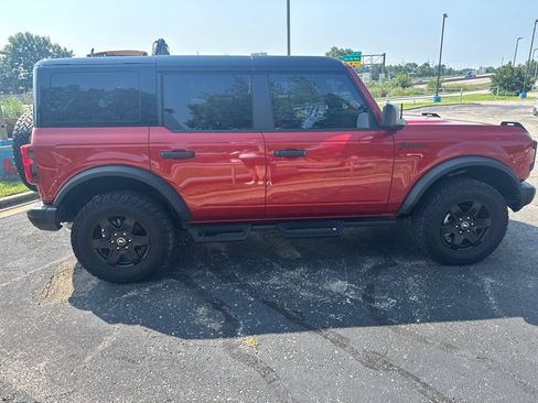 Used 2024 Ford Bronco Black Diamond AWD/4WD image 4