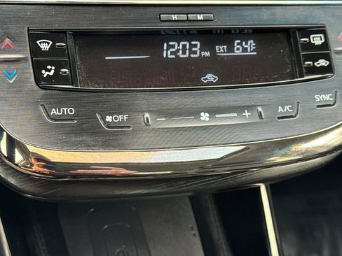 Used 2018 Toyota Avalon Touring image 20