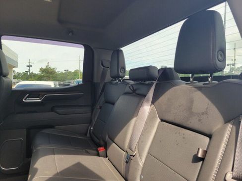 Used 2022 GMC Sierra 1500 SLT RWD image 26