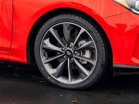 Used 2021 Hyundai Veloster 2.0 Premium image 7