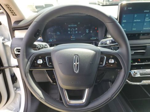 New 2026 Lincoln Corsair Premiere image 23