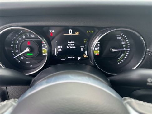 Used 2022 Jeep Wrangler Unlimited Sahara w/ Cold Weather Group image 16