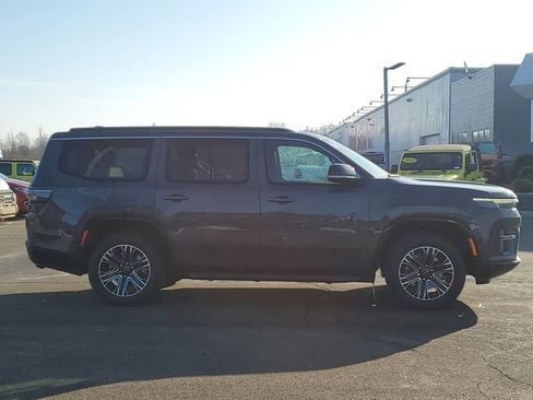 New 2026 Jeep Grand Wagoneer 4WD image 8