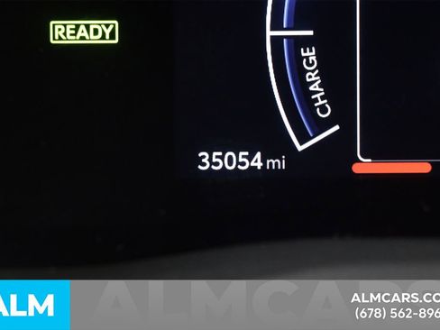 Used 2025 Toyota Camry SE image 56