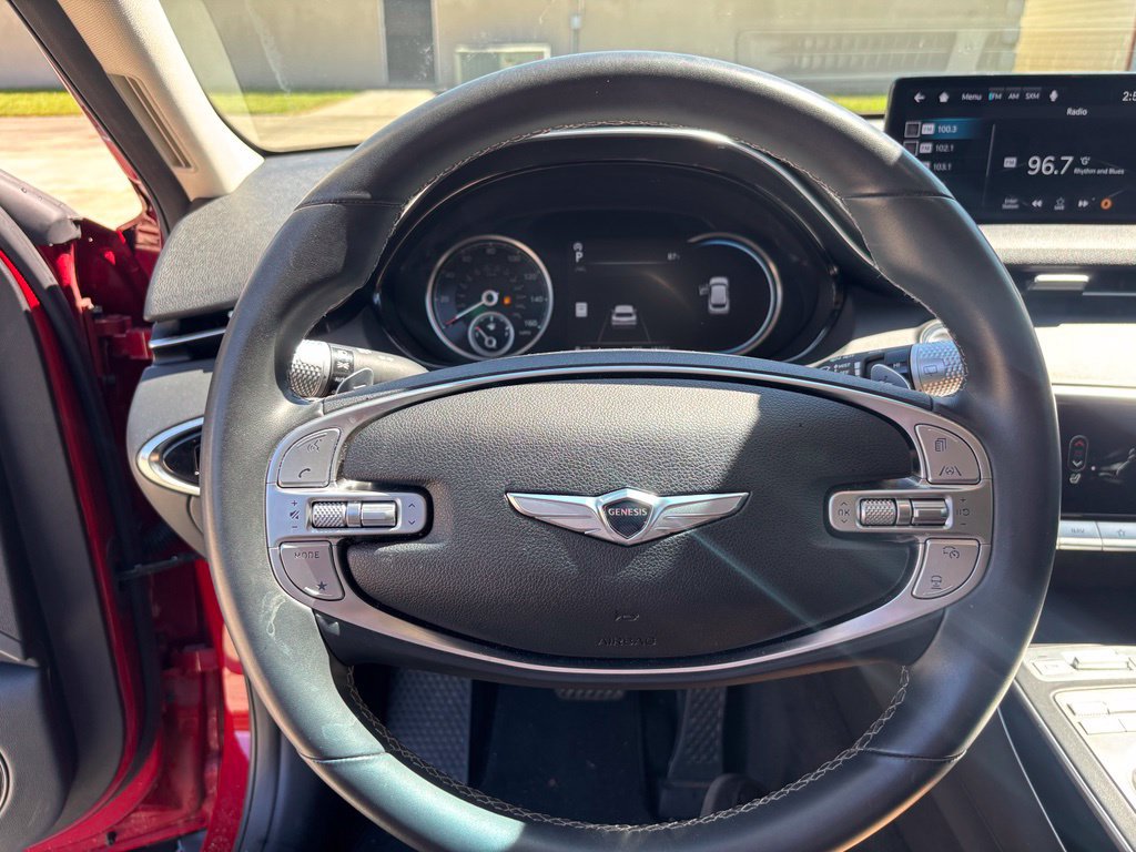 Used 2025 Genesis GV70 2.5T AWD/4WD image 30