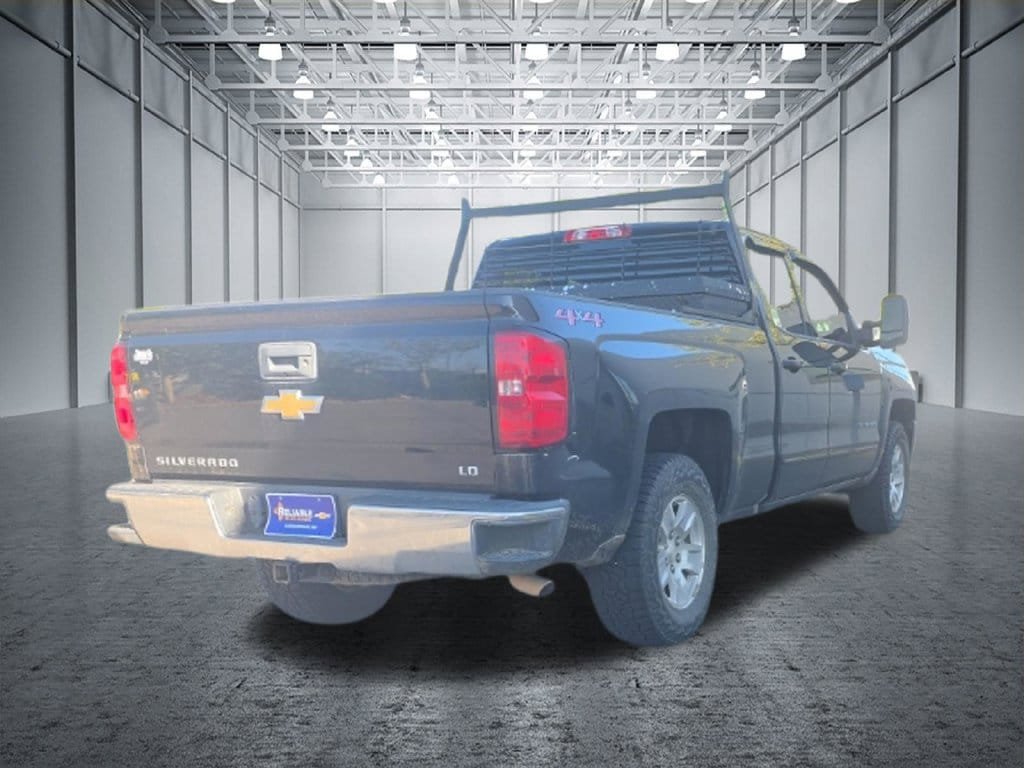 Used 2019 Chevrolet Silverado 1500 LT AWD/4WD image 6