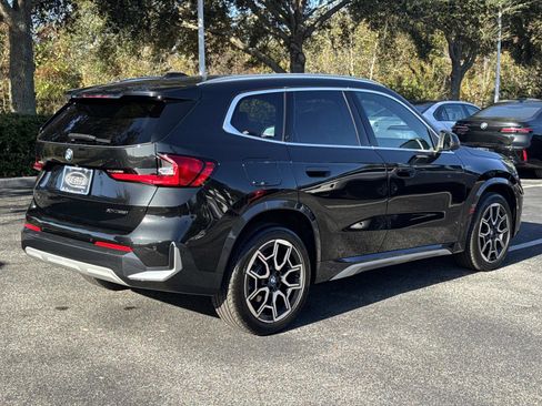 Used 2025 BMW X1 xDrive28i image 4
