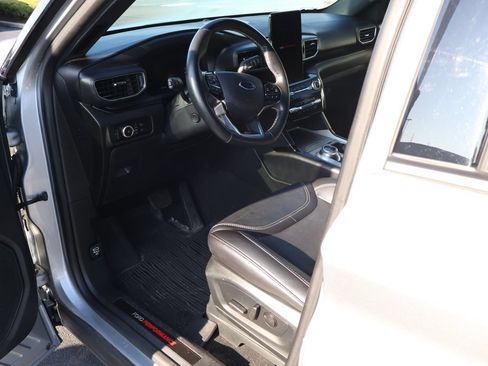 Used 2023 Ford Explorer ST w/ Equipment Group 401A AWD/4WD image 10