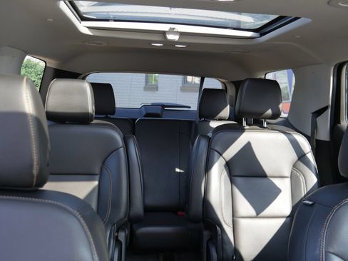 Used 2018 Chevrolet Traverse Premier AWD/4WD image 13