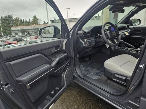 New 2026 Toyota 4Runner SR5 image 21