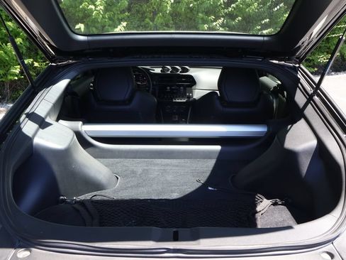 Used 2023 Nissan Z w/ Floor Mat Package (L93) RWD image 41