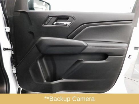 Used 2023 Chevrolet Colorado LT w/ LT Convenience Package II image 32