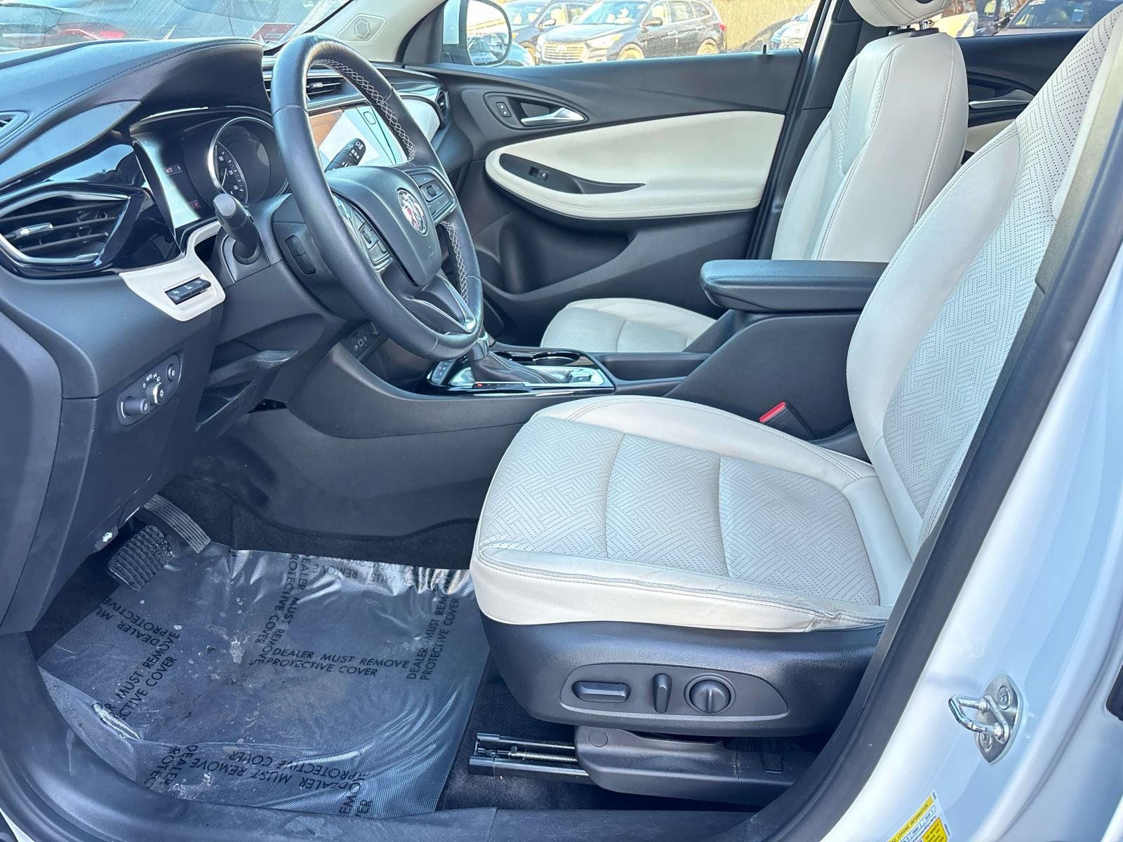 Used 2020 Buick Encore GX Essence w/ Experience Buick Package AWD/4WD image 9