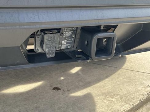 Used 2023 Volkswagen Atlas SE w/ Panoramic Sunroof Package image 27