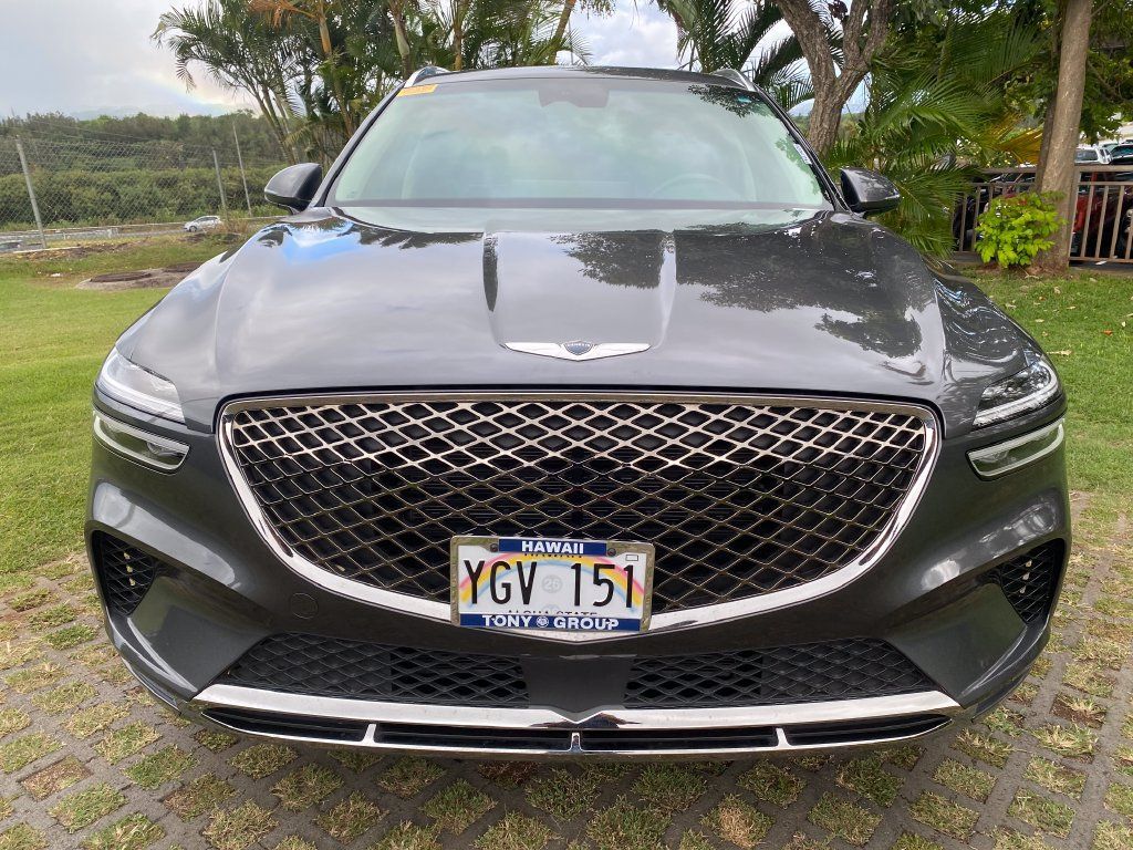 Used 2022 Genesis GV70 2.5T w/ Select Package AWD/4WD image 2