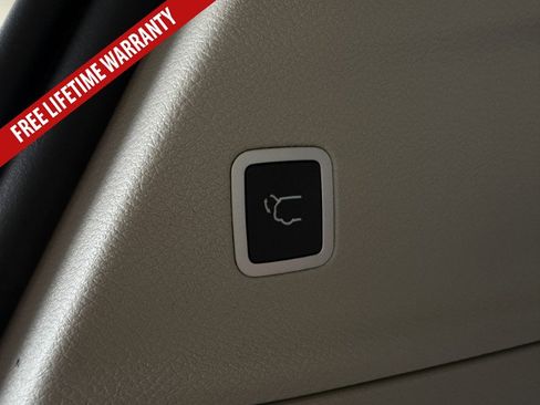 Used 2021 Chrysler Pacifica Limited w/ Premium & Safety Sphere Group FWD image 49