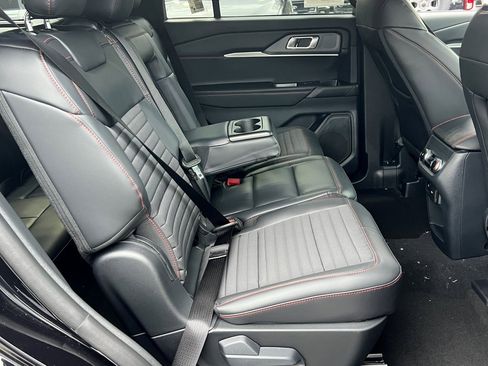 New 2026 Ford Explorer ST-Line w/ ST-Line Street Pack image 10