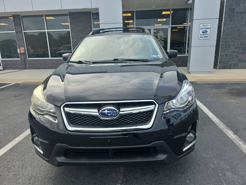 Used 2017 Subaru Crosstrek 2.0i Premium AWD/4WD image 5