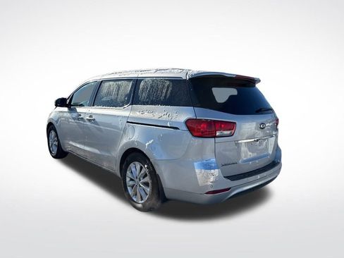 Used 2015 Kia Sedona EX w/ EX Premium Package image 3