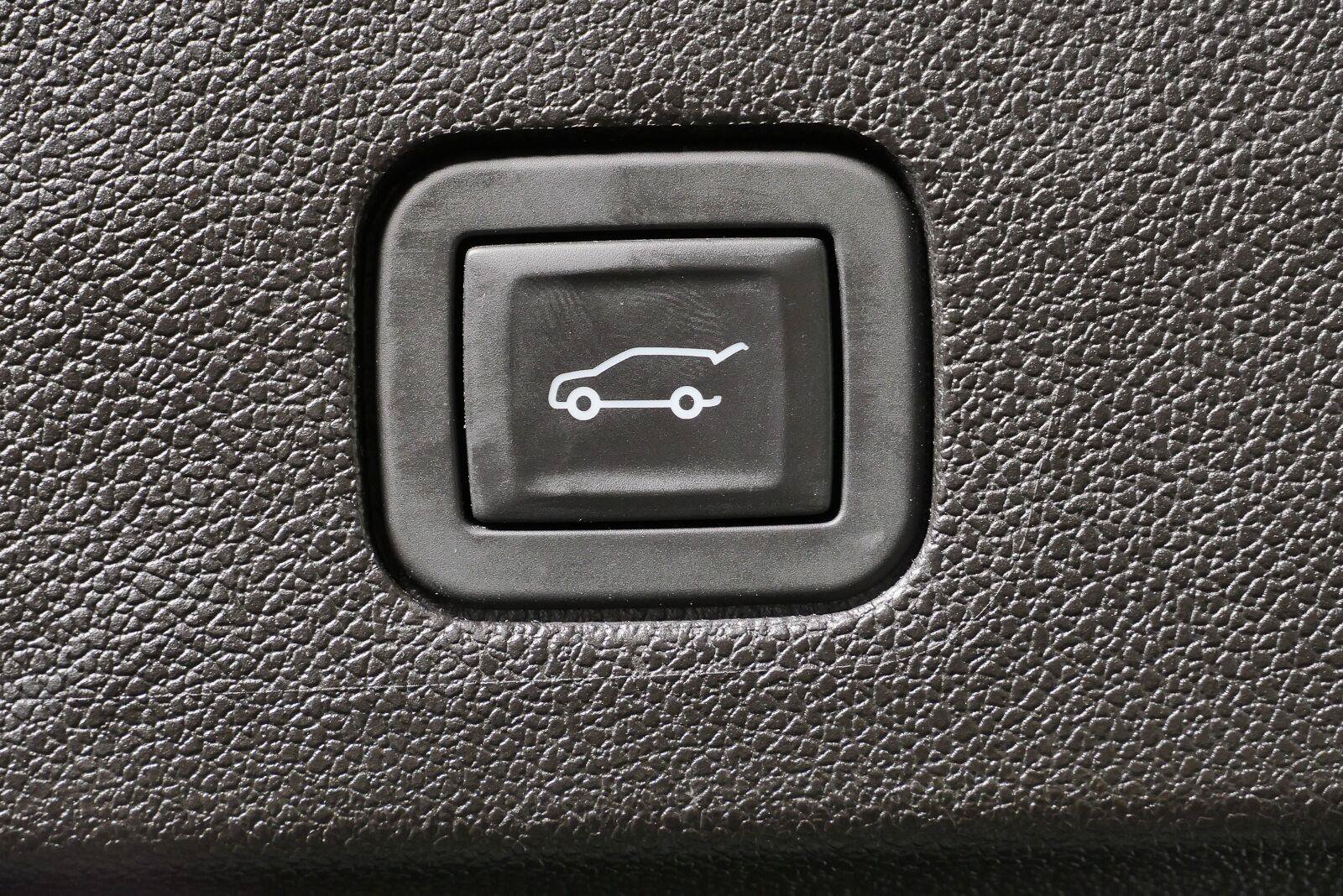 Used 2025 Cadillac XT6 Sport AWD/4WD image 31
