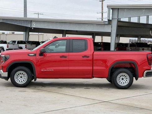 New 2026 GMC Sierra 1500 Pro image 3