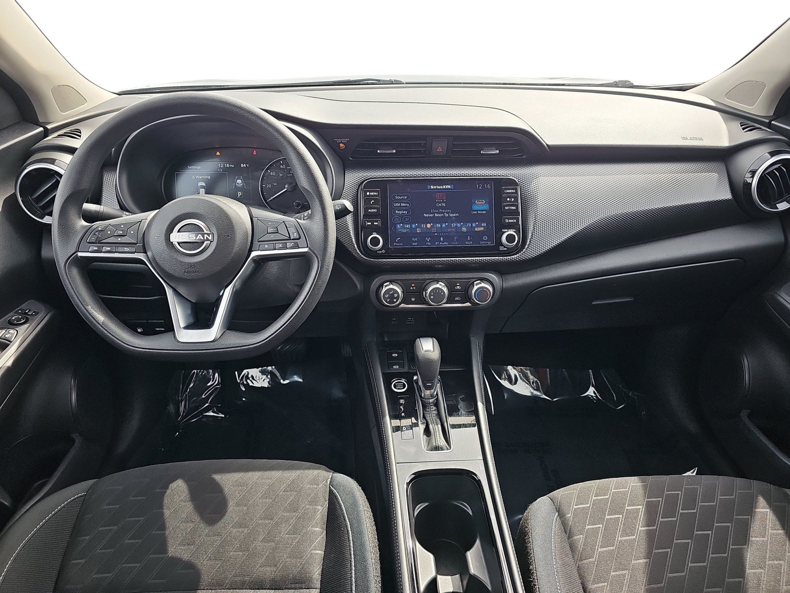 Used 2024 Nissan Kicks SV FWD image 10